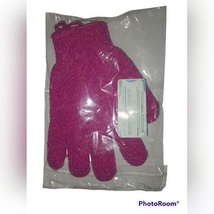 Naturalicious Exfoliating Gloves - Fuschia